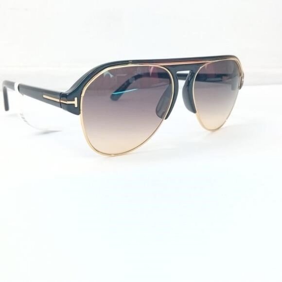 TOM FORD Marshall FT0929 01B This aviator Tom Ford sunglass - Picture 8 of 11